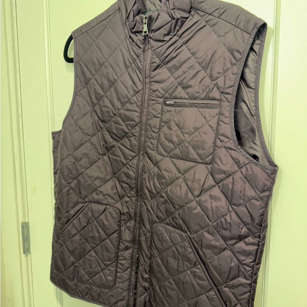 Banana Republic Maroon Quilted Vest with Full-Length Zipper and Stand-Up Collar